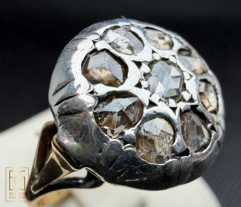 Inel din aur și argint, decorat cu diamante, sfârșitul sec. XIX