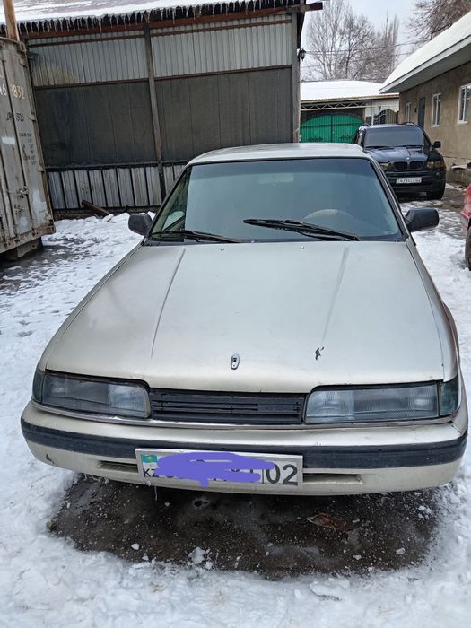 Мазда 626 седан 1990