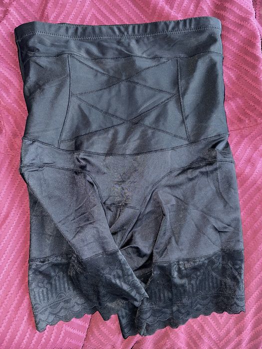 Оформящо и стягащо бельо, М