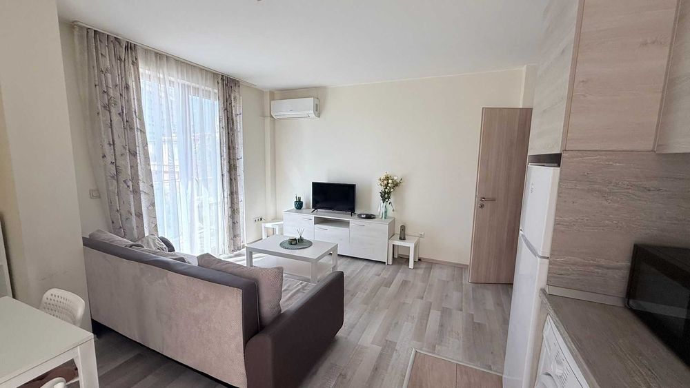 Дава се под наем Двустаен апартамент в София, Кръстова вада - 65 кв.м за 612 € - Снимка #13