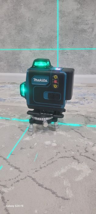 Продам Лазерный уровень MAX LIGHT 3D-4D (Makita)