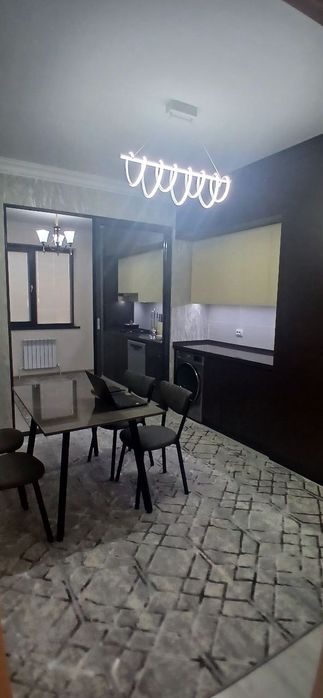 Сдается 3-х комнатная квартира в новом доме. Все удобства есть.