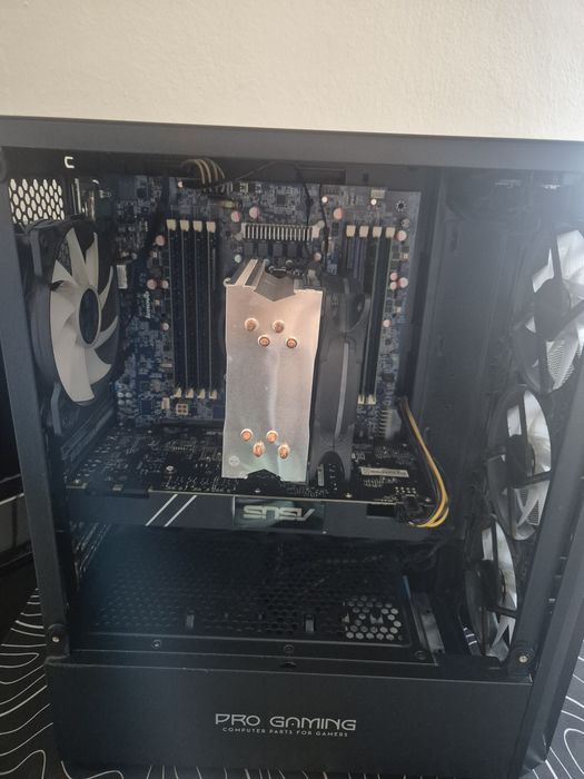 Vând Calculator GTX 1070TI