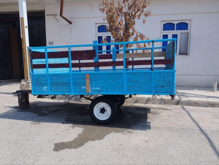 Прицеп срочно сотилади