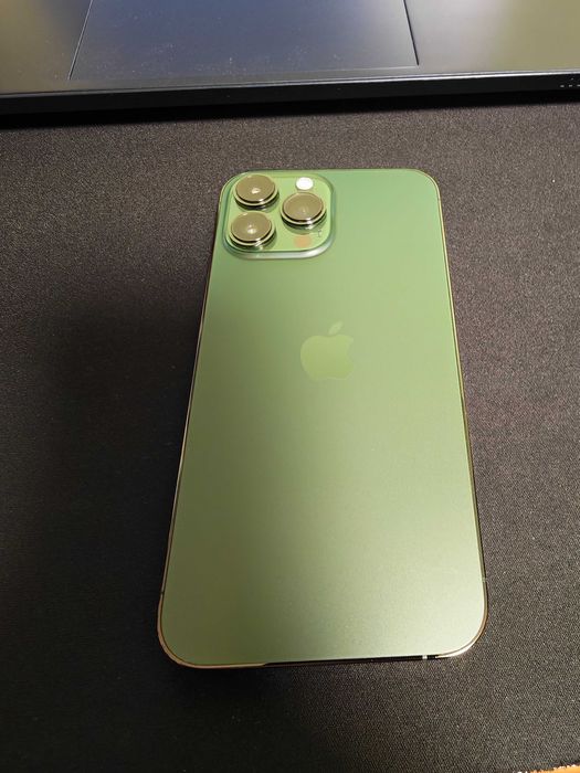 iPhone 13 Pro Max 256GB в отлично състояние