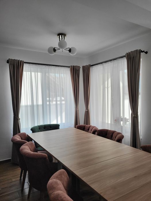 Scaune de masă confortabile