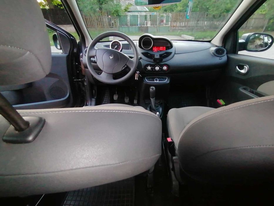 Vând Renault Twingo