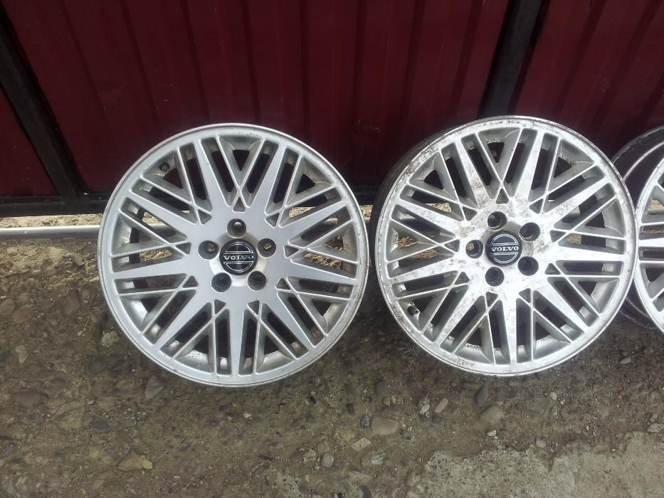 Jante Originale R17 VOLVO C30 S40 V50 C70 S60 V70 S80 Model Arrakis