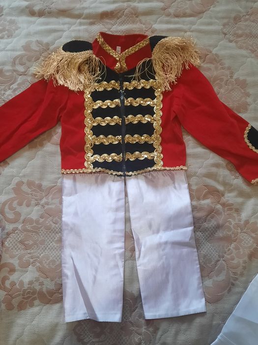 Костюм    гусара