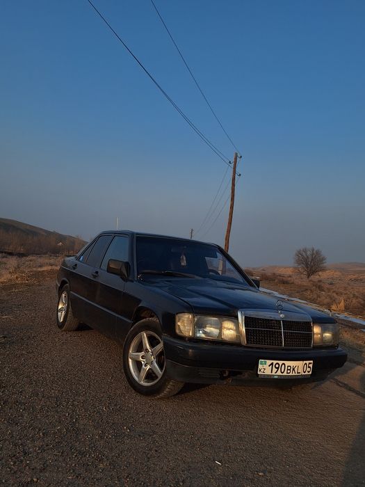 Mercedes-Benz 190