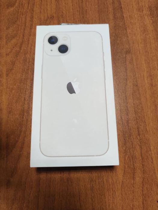 Новый Iphone 13 на 128 гб белого цвета