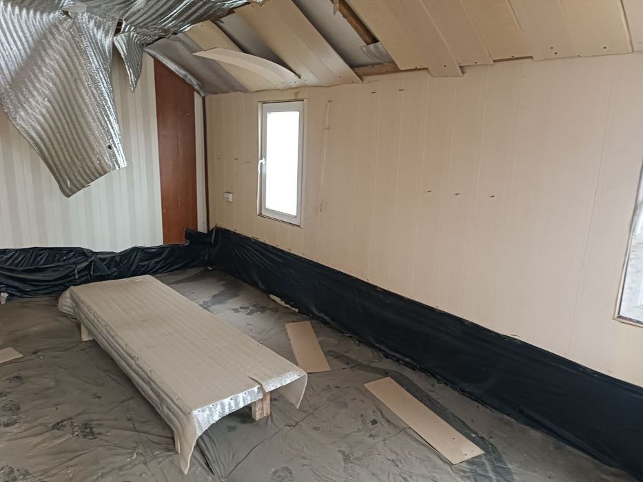 Контейнер сотилади