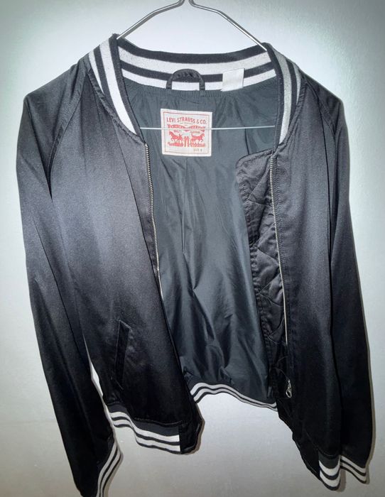 Jachetă Levi’s nouă
