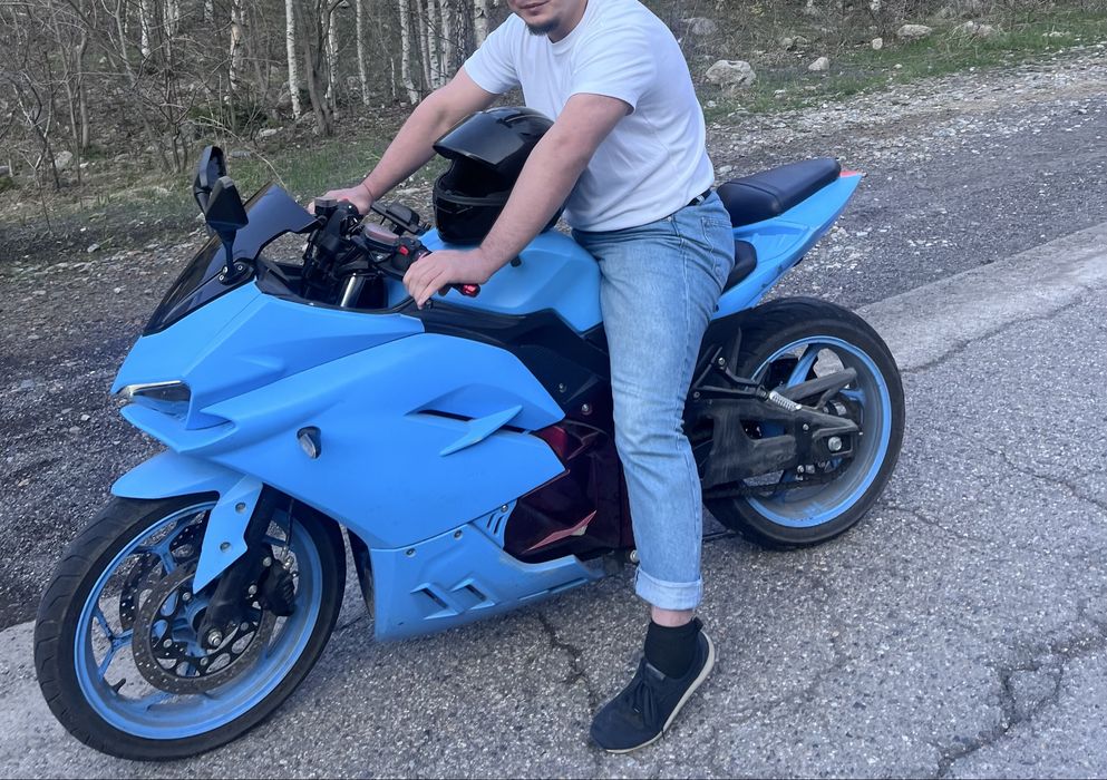 Продается электромотоцикл Ducati