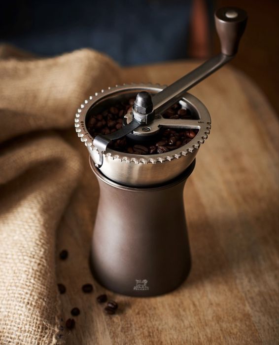 Rasnita de cafea manuala, 19 cm, "Kronos" - Peugeot