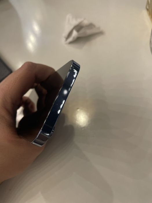 Айфон 13 про в отличном состоянии