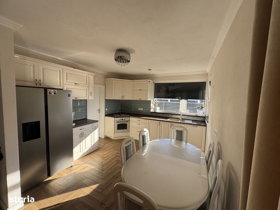 Casă Mobilată și Utilata