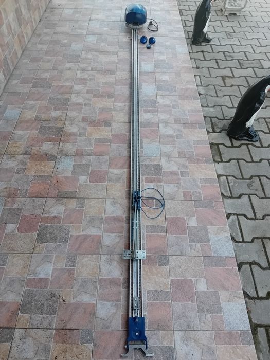 Automatizare poartă garaj cu telecomandă