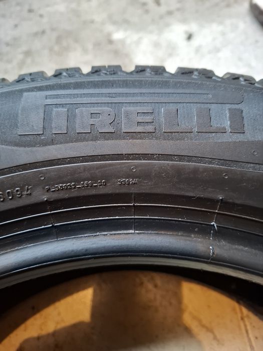 2 Всесезонни гуми Пирели 205/55/16 ДОТ23 7мм