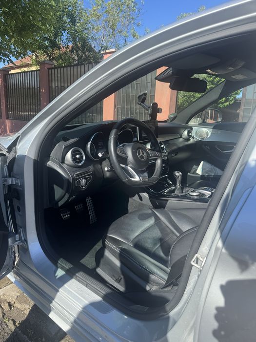 Mercedes-Benz C 180 AMG Line 2014 | 1.6 Benzină | Manuală
