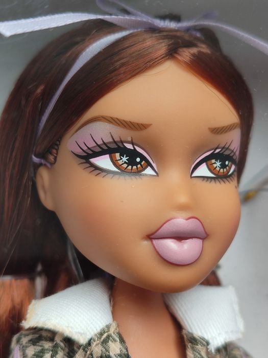 Кукла Братц Bratz Stylin Ясмин