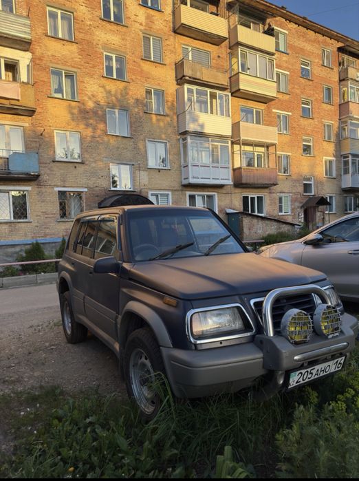 Продам машину Suzuki Escudo