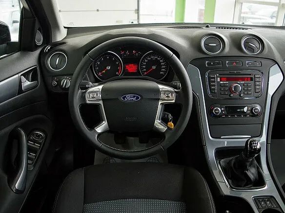 Ford mondeo 2010 2.0 мех