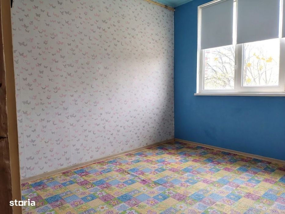 Vanzare 3 camere Zona Giurgului Strada Spinis Decomandat — fotografia 3
