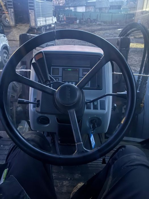 Vând tractor CASE MX10O C