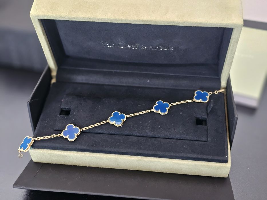 Златна гривна Van Cleef & Arpels