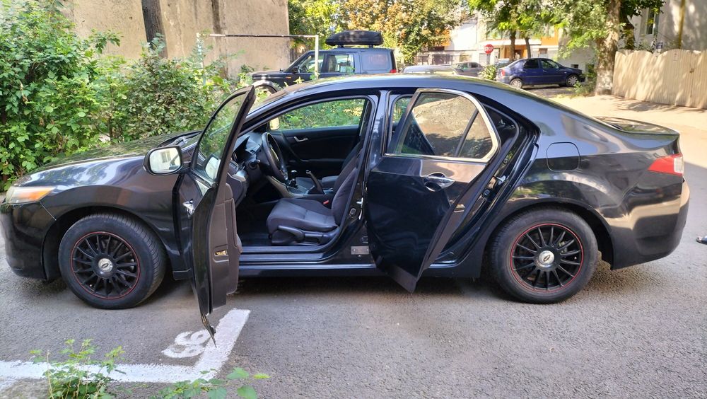 Vind Honda accord