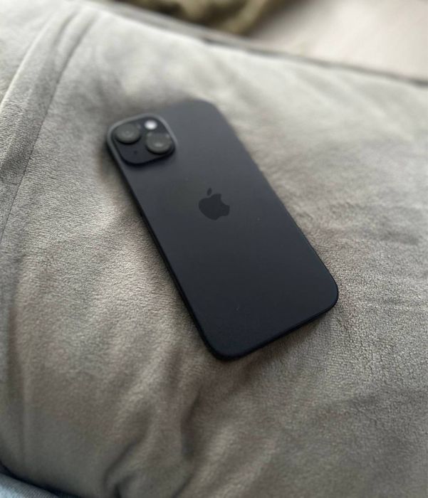 iPhone 15 в идеальном состоянии