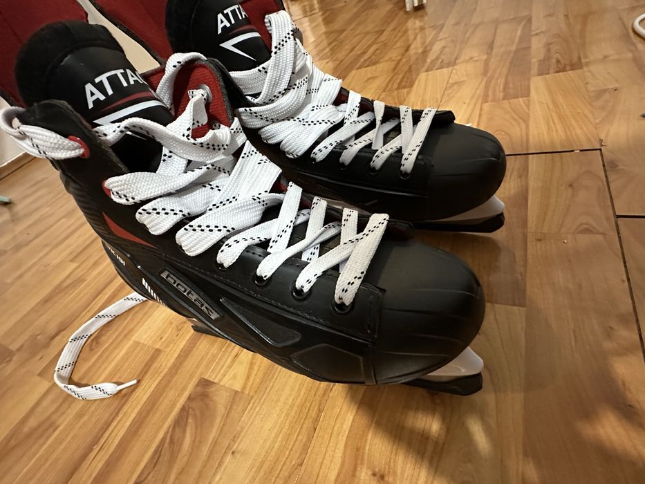 Хоккейные коньки