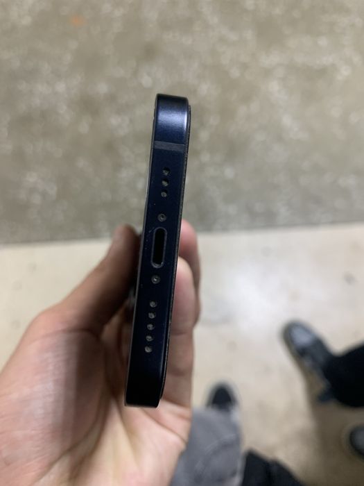 Продам айфон 12 в идеальном состоянии