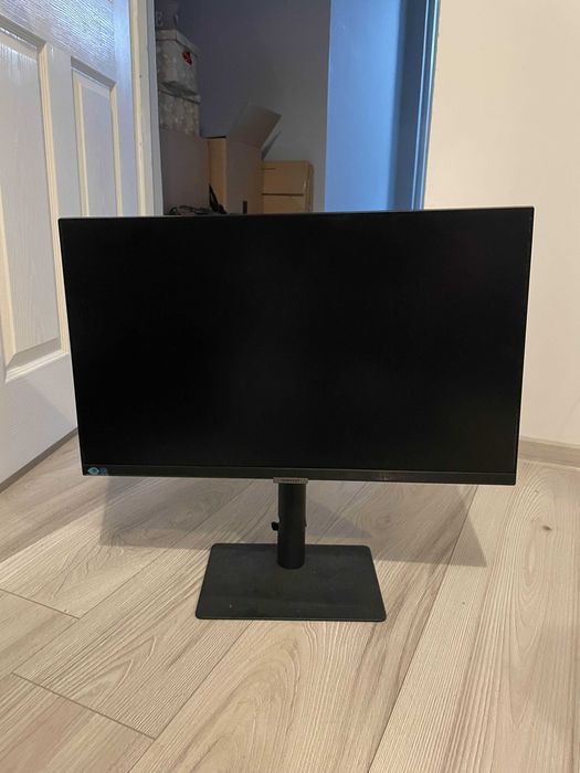 Monitor LED IPS Samsung 24", WQHD, 75Hz, FreeSync, Vesa Stand
