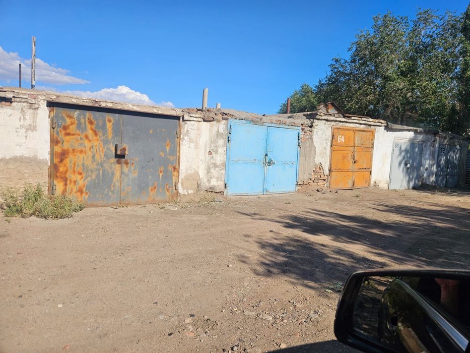 Продам гараж за городской бани