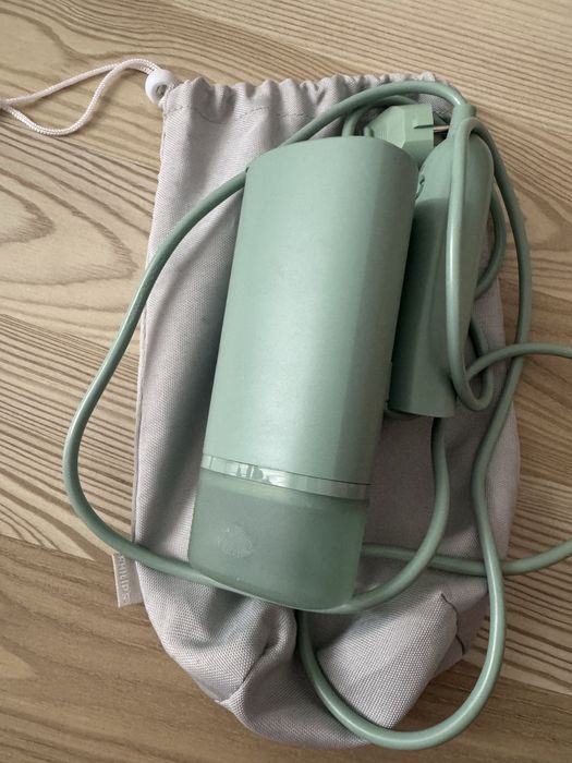 Aparat de calcat vertical cu aburi Philips