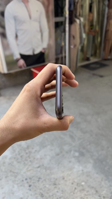 Iphone 11 sotiladi