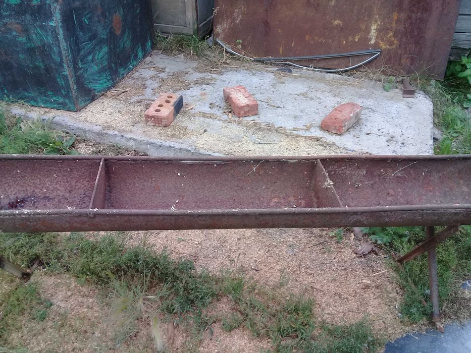 продам кормушку для с/ж