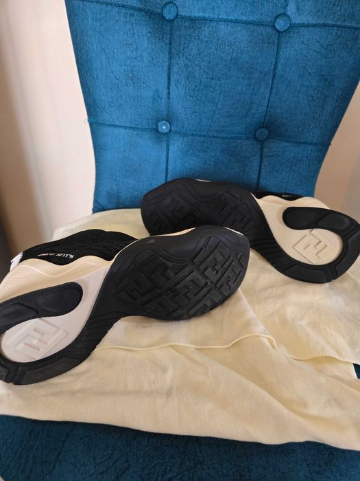 Adidași FENDI originali