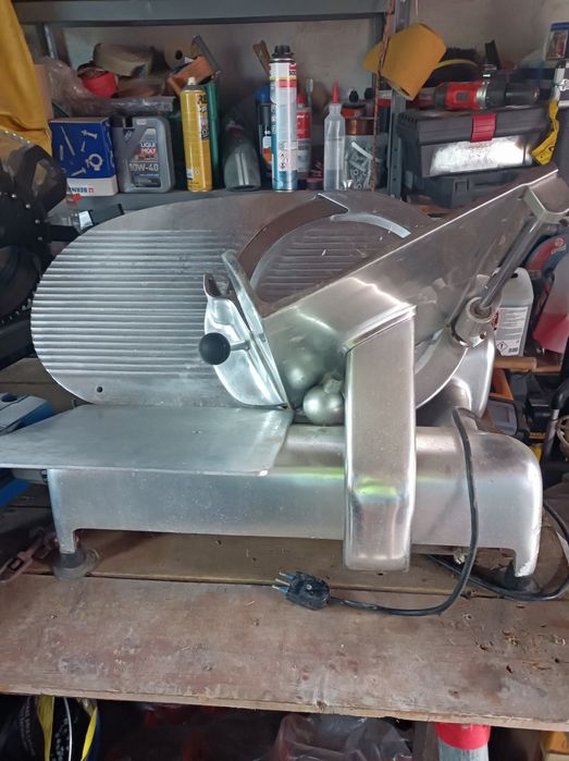 Feliator profesional 600 lei negociabil,made in Italy