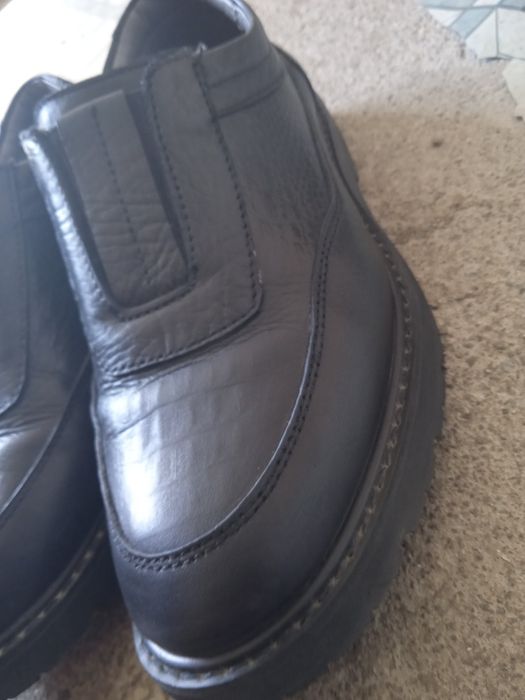 ECCO firma 40 oʻlcham sifati aʼlo dizaynga oʻzingiz baxo bering