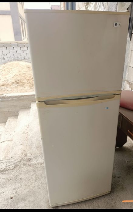 Продам холодильник