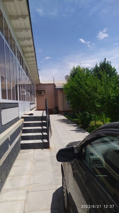 М-39 хамма шароитга эга 8- сотихли ховли сотилади.