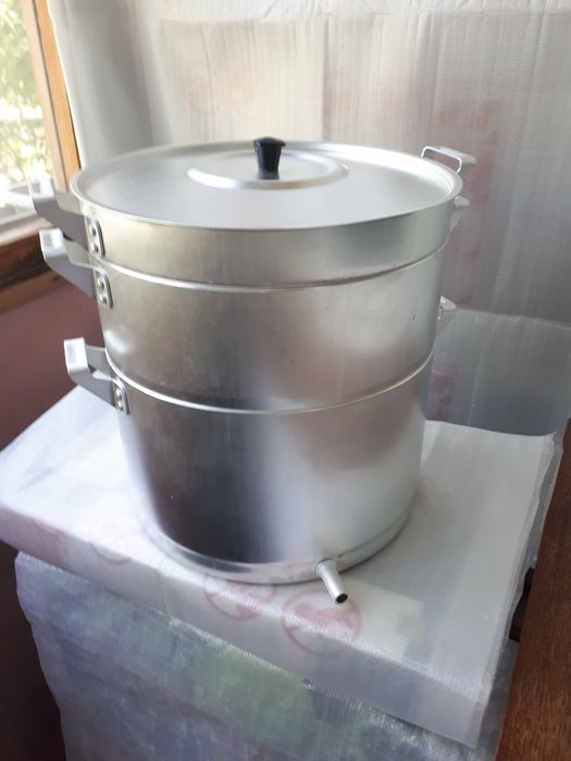 Соковыжималка в отличном состоянии