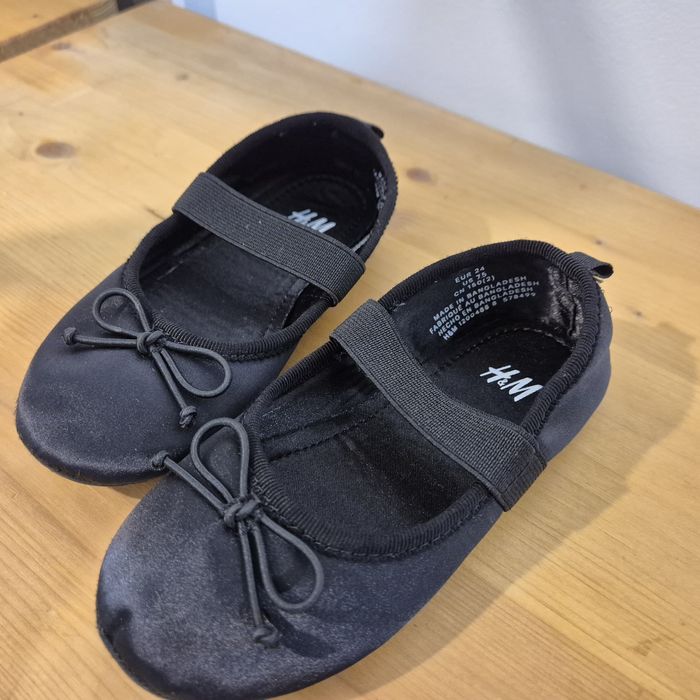 Geaca 92 c&a fetita cizme ploaie 24 25 balerini negri 24 25 h&m