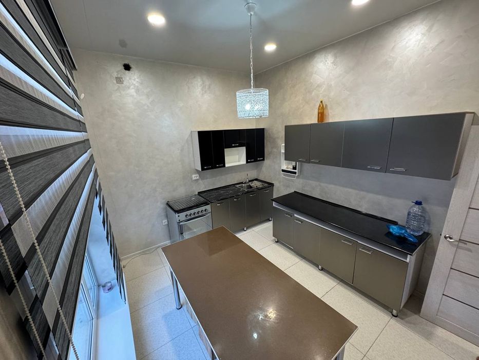 Сергели Строител Дом аренда 6 ком