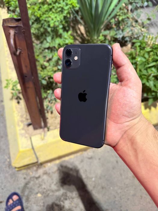 Iphone 11 64 GB srochna sotladi