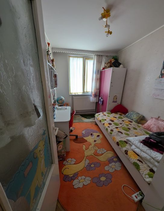 Vand apartament 3 camere Piatra Neamt
