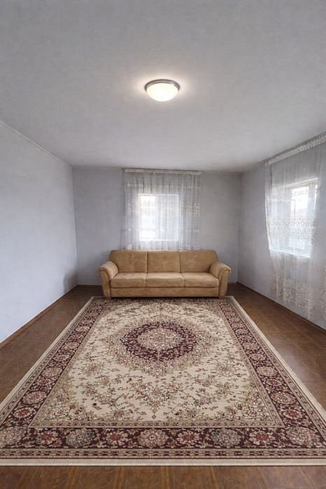 Casă de vânzare în comuna Bolotești